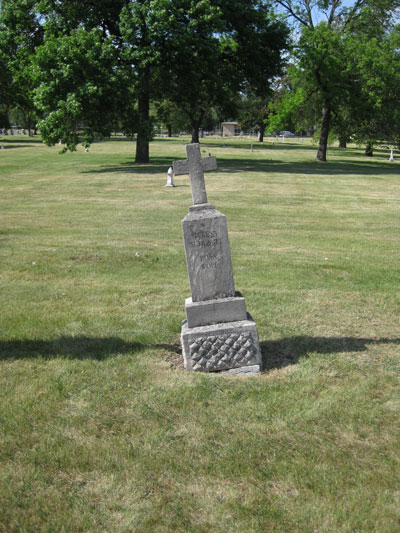 The upright marker for the Schlagel family before service.